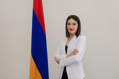 Լիլիթ Ալեքսանյան նախկին անդամ